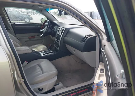 2007 Chrysler 300C from USA, damaged, VIN 2C3KA63H17H627150